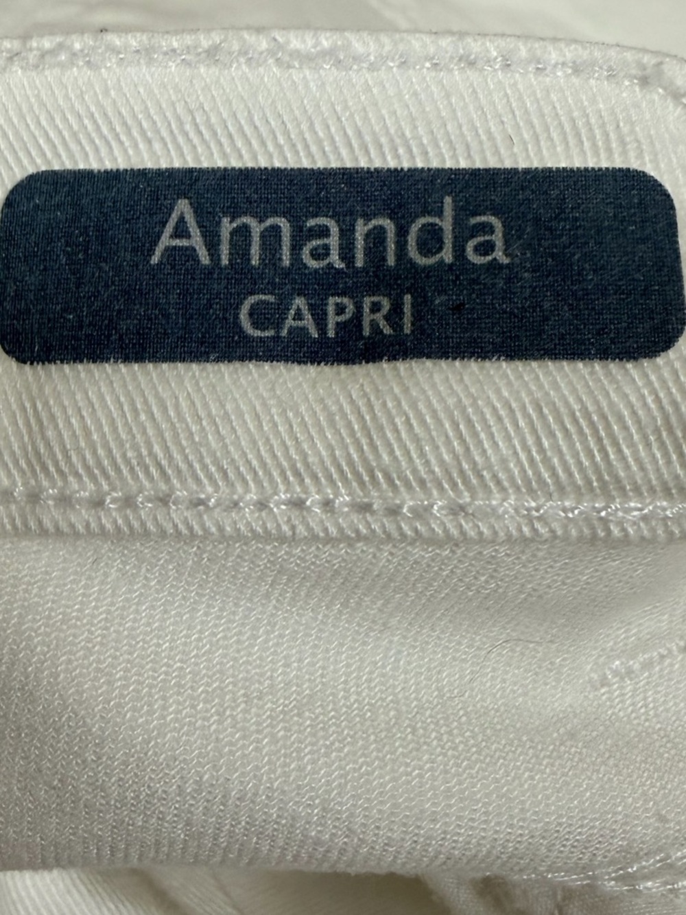 Gloria Vanderbilt White Amanda Capri High-Waist Cropped Stretch Denim Pants Sz 4 - Picture 7 of 16